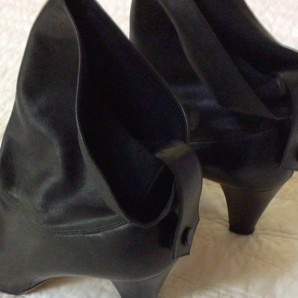 Brian Atwood ankle boots, 38.5 - Picture 4 of 12